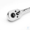 Dettaglio della testa del cricchetto Stubby SATA con pulsante di sgancio rapido e leva di inversione